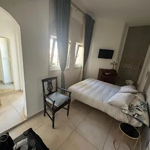 Bella 'mbriana Naples