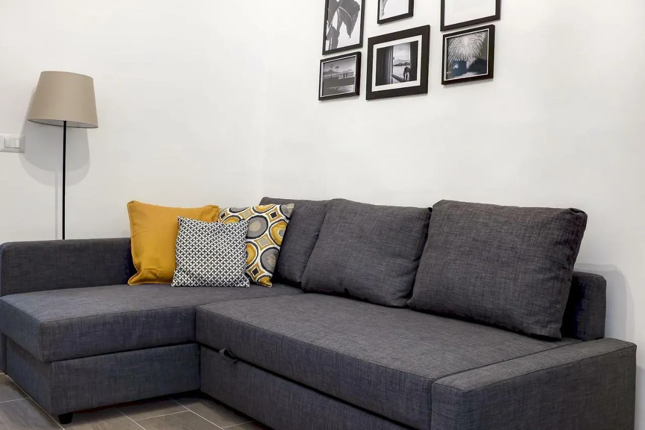 Manuela Apartments Piazza Del Plebiscito Centro Naples